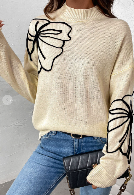 Apricot 1/2 height flower shaped sweater