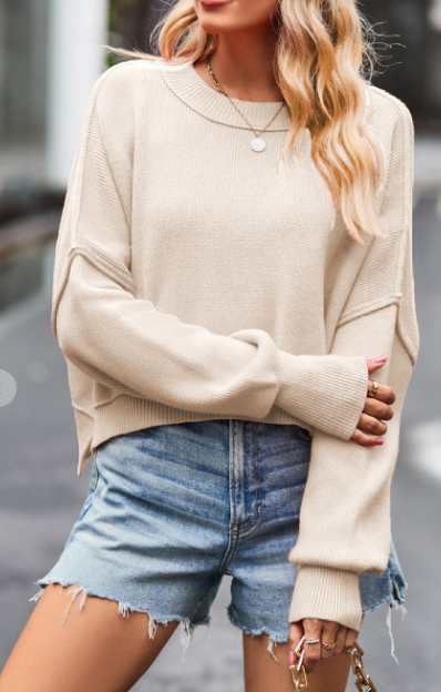 Round neck Knitted Pullover Sweater