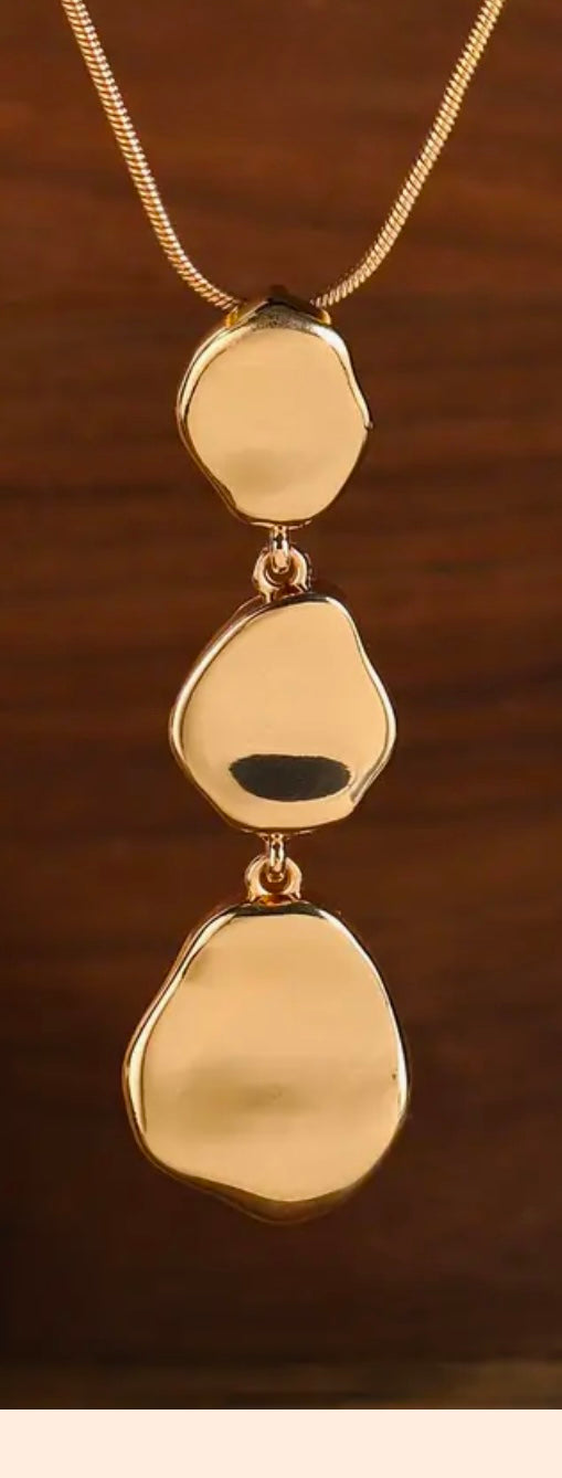 3 Tiered Wavered Necklace