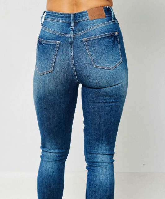 Plus Judy Blue High waist Tummy Control Classic Skinny Jeans