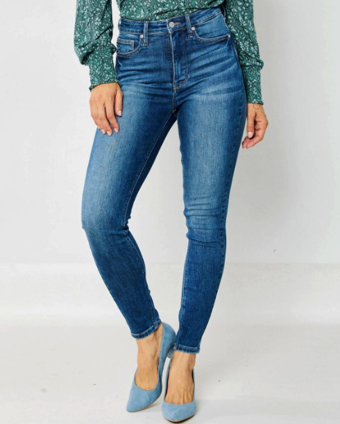 Plus Judy Blue High waist Tummy Control Classic Skinny Jeans