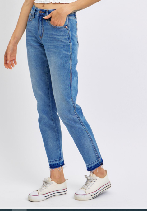 Judy Blue Mid Rise Magic Release Hem Boyfriend Jeans